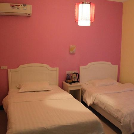 Yangshuo Romantic Inn Яншо Экстерьер фото