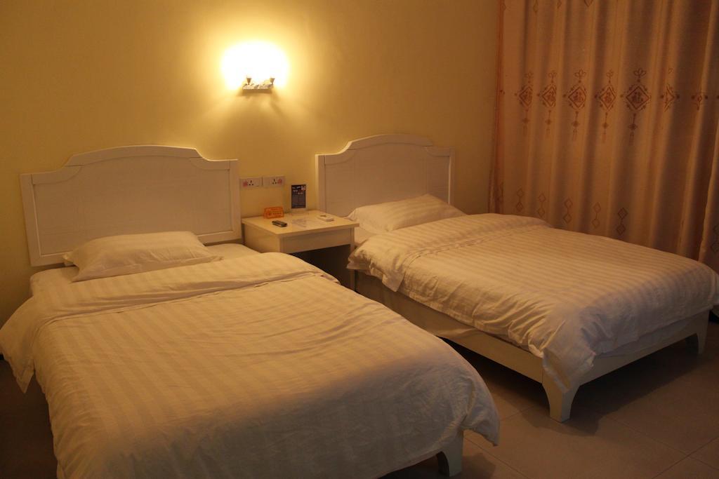 Yangshuo Romantic Inn Яншо Экстерьер фото
