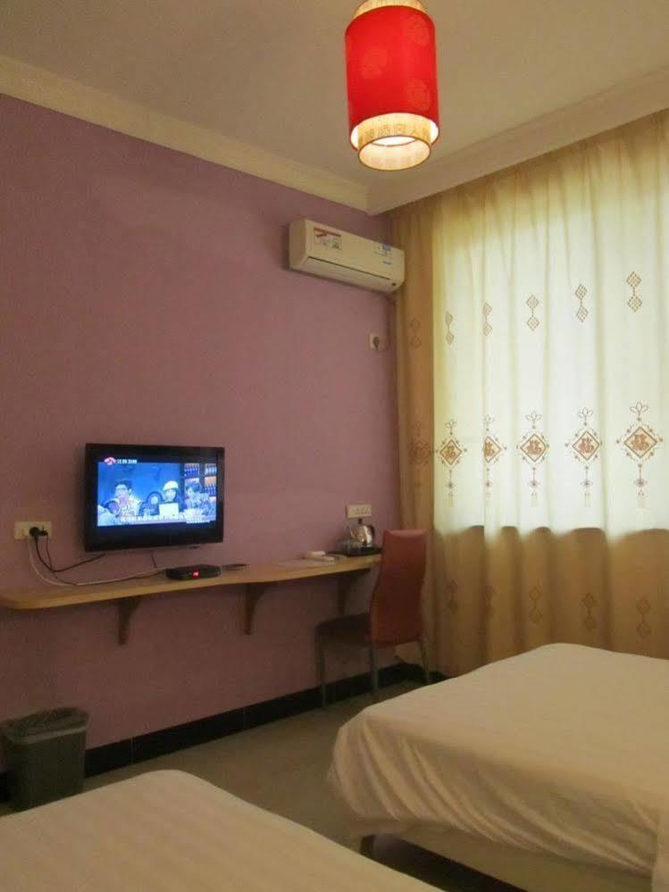 Yangshuo Romantic Inn Яншо Экстерьер фото